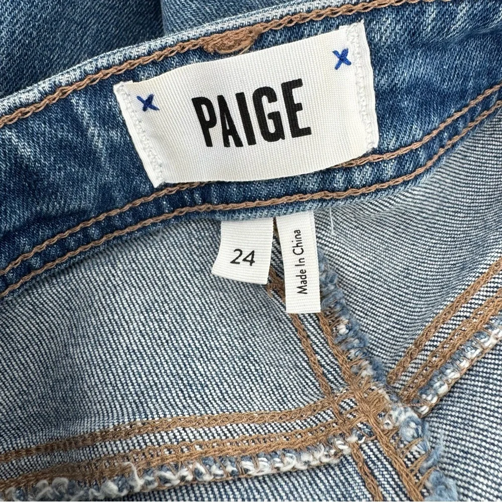 PAIGE Denim Colette Crop Flare Twisted Panel Raw Hem Jeans Size 24 - Picture 11 of 13